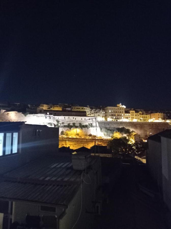 Central Moon Cagliari Vista Mare Экстерьер фото